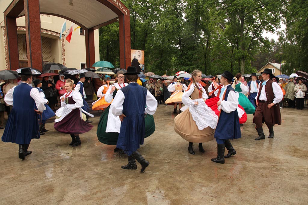 V PIELGRZYMKA CZYTELNIKÓW „RÓŻAŃCA” 2013 R (40)