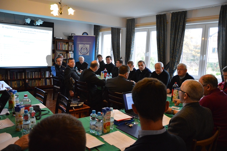 VII Konferencja Diecezjalnych Moderatorów Żywego Różańca (XI Spotkanie) 16 Listopada 2015 R (2)