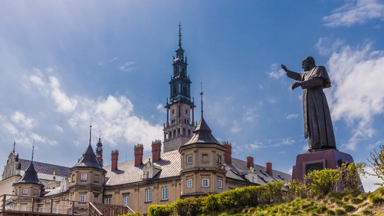 Zawierzyć każde polskie serce